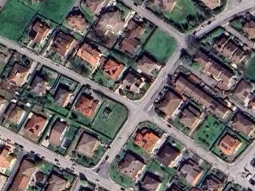 Immagine 16 di Appartamento in vendita  in Via Ungaretti a Curtatone