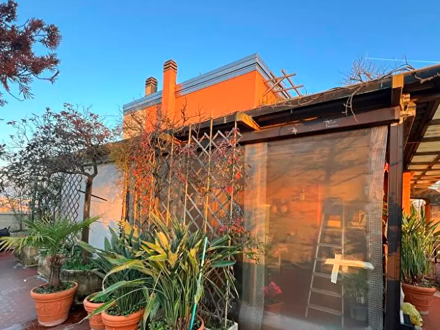 Immagine 9 di Appartamento in vendita  in Via Vittoria a Bologna