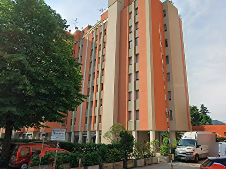 Immagine 12 di Appartamento in vendita  in Via Vittoria a Bologna