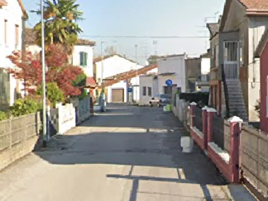 Immagine 18 di Casa indipendente in vendita  in Via Eugenio Curiel a Portomaggiore