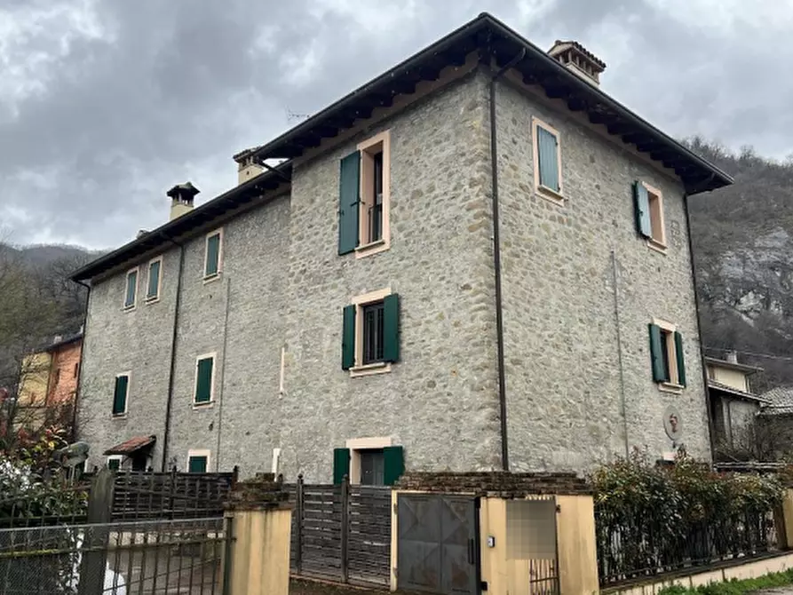 Immagine 2 di Appartamento in vendita  in Via Borgo Bisano a Monterenzio