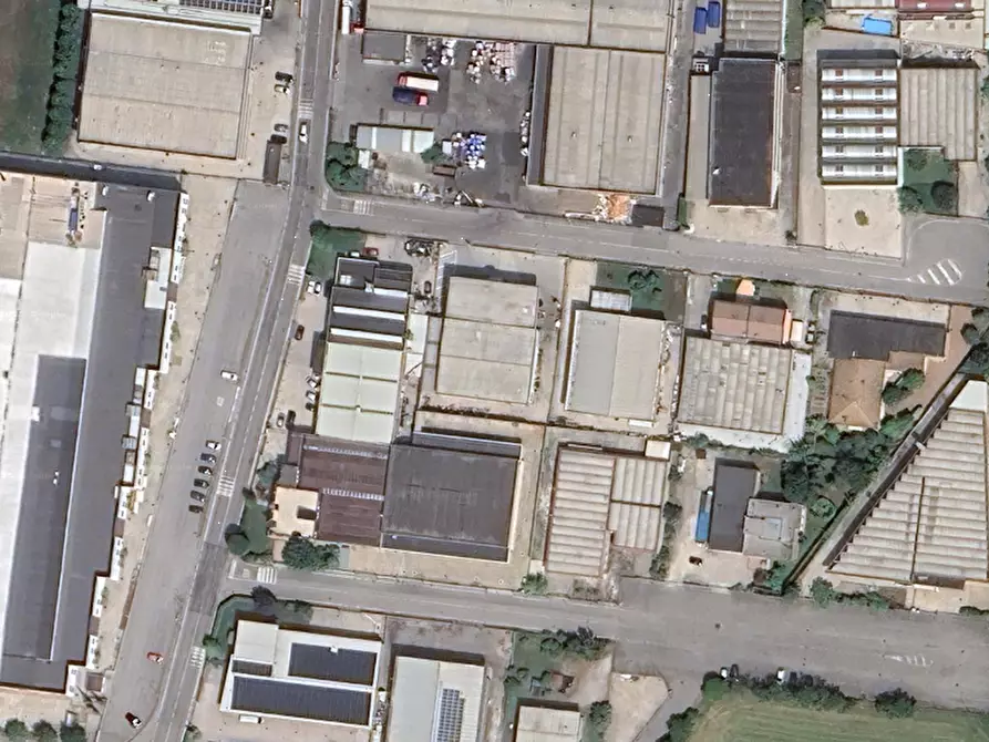 Immagine 10 di Laboratorio in vendita  in Via Romania a Castel Goffredo