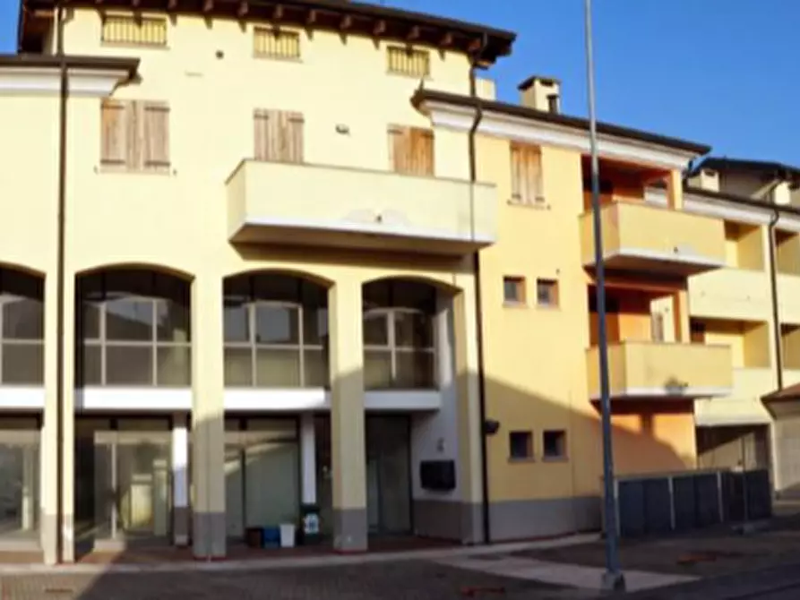 Immagine 6 di Negozio in vendita  in Via Don Ulderico Caffini a Gonzaga