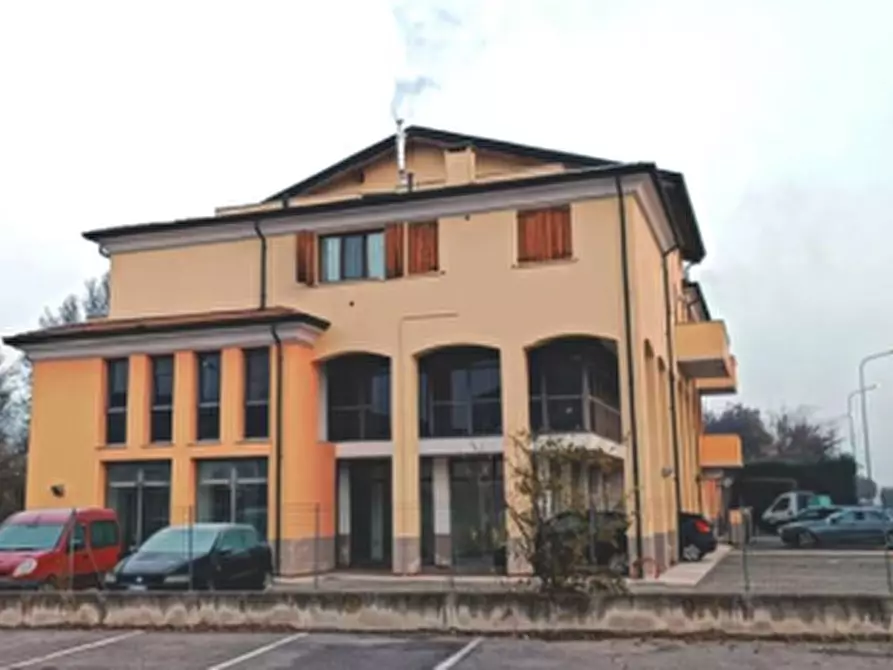 Immagine 13 di Negozio in vendita  in Via Don Ulderico Caffini a Gonzaga