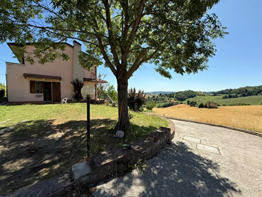 Immagine 7 di Casa bifamiliare in vendita  in Via San Giacomo a Loiano