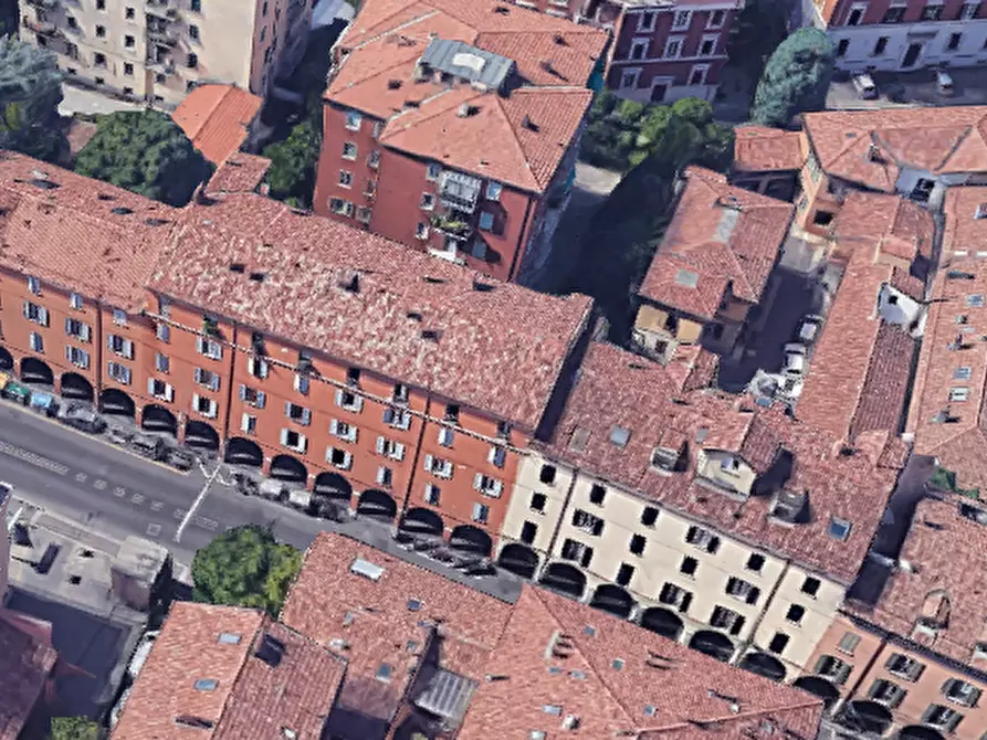 Immagine 9 di Negozio in vendita  in Via Mazzini  a Bologna