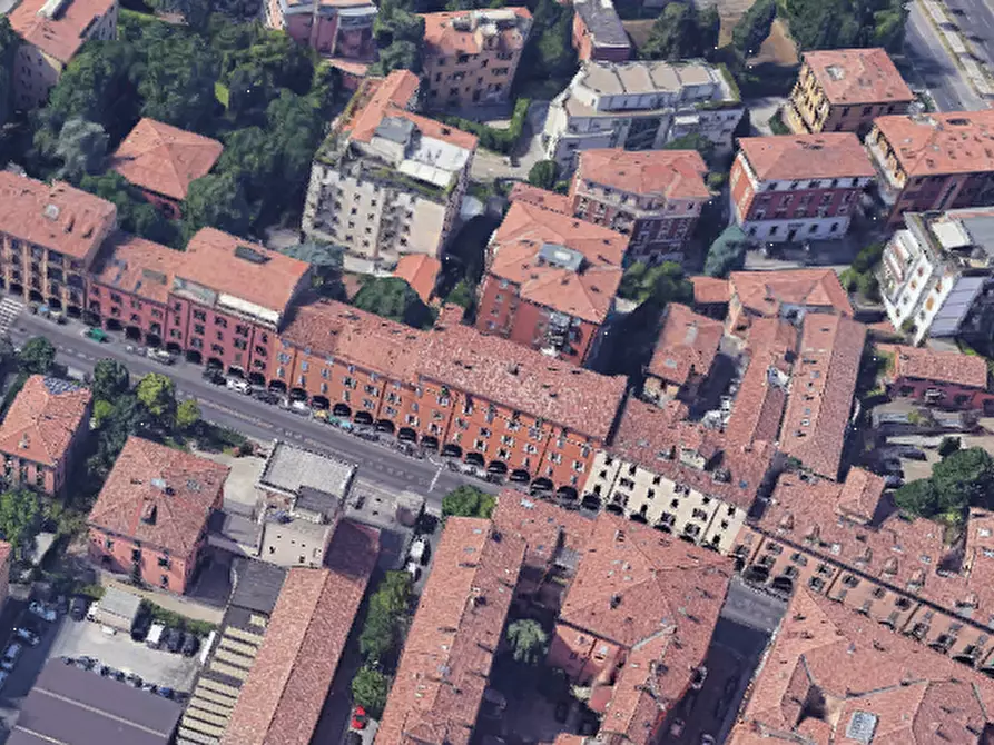 Immagine 11 di Negozio in vendita  in Via Mazzini  a Bologna