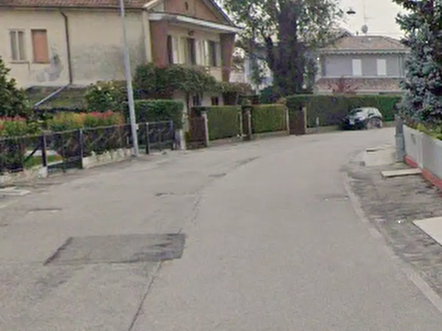Immagine 13 di Porzione di casa in vendita  in Via Pangona a Viadana