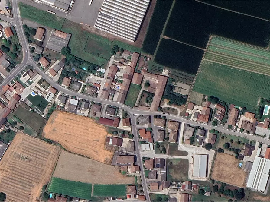 Immagine 14 di Porzione di casa in vendita  in Via Pangona a Viadana