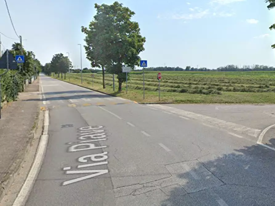 Immagine 5 di Villa in vendita  in Via Piave a Martignacco