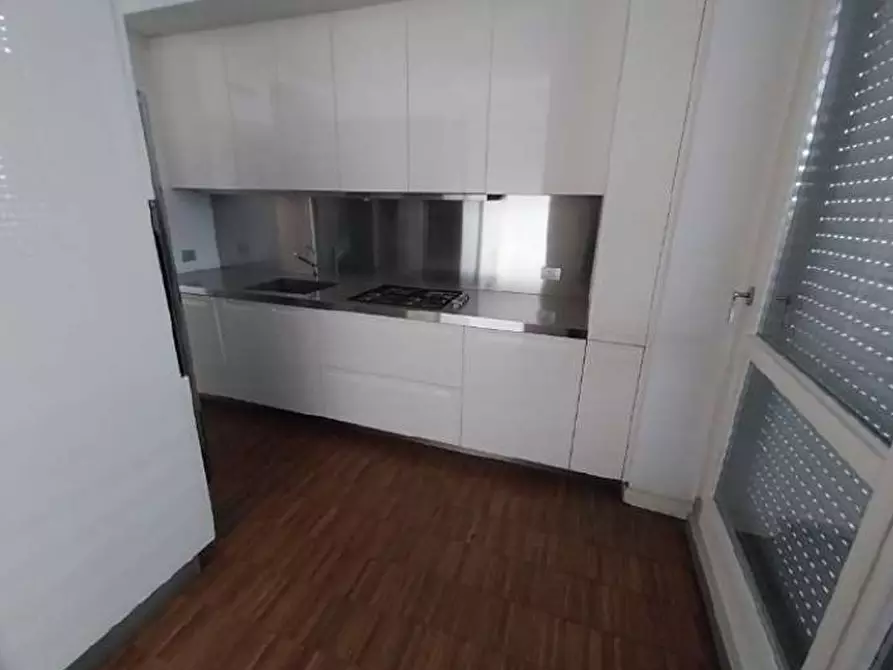 Immagine 5 di Appartamento in vendita  in Piazzale Biancamano a Milano