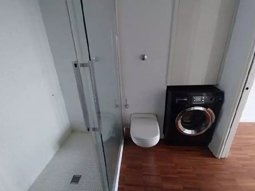 Immagine 9 di Appartamento in vendita  in Piazzale Biancamano a Milano