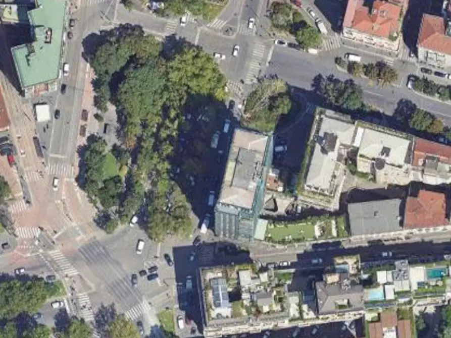Immagine 25 di Appartamento in vendita  in Piazzale Biancamano a Milano