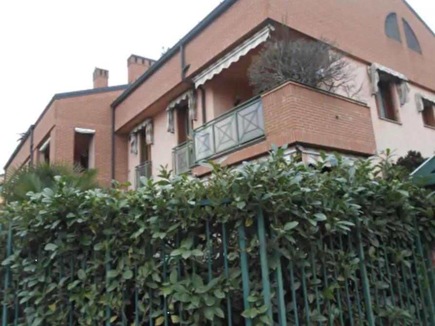 Immagine 1 di Appartamento in vendita  in Via Antonio Gramsci a Gessate