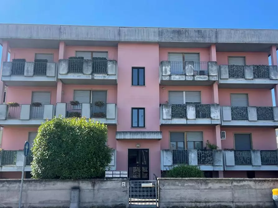 Immagine 1 di Appartamento in vendita  in Via Danilo Martelli a Borgo Virgilio