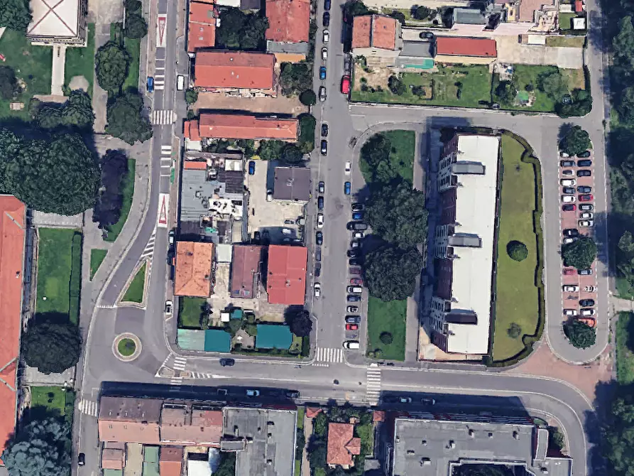 Immagine 9 di Appartamento in vendita  in Via degli Umiliati a Milano