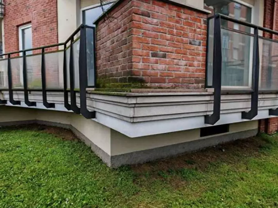 Immagine 10 di Negozio in vendita  in Via Leopardi a Trezzano Sul Naviglio