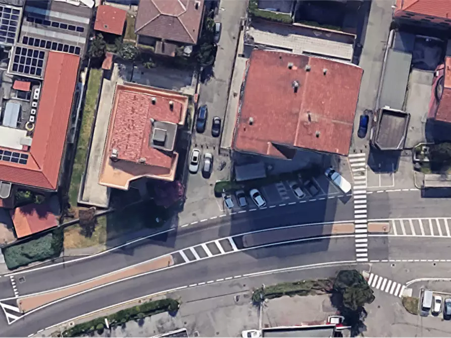 Immagine 13 di Negozio in vendita  in Via Leopardi a Trezzano Sul Naviglio