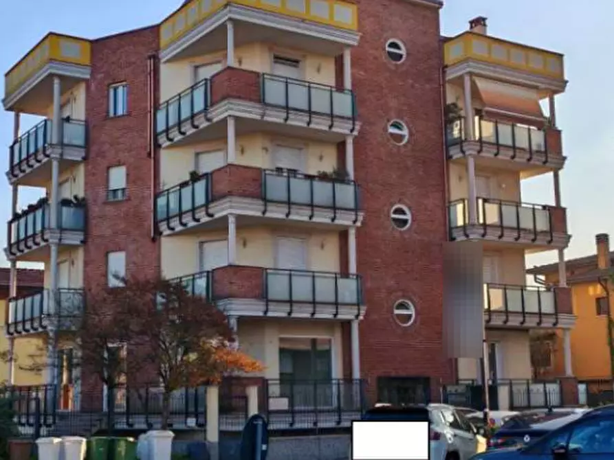 Immagine 1 di Appartamento in vendita  in Via Leopardi a Trezzano Sul Naviglio