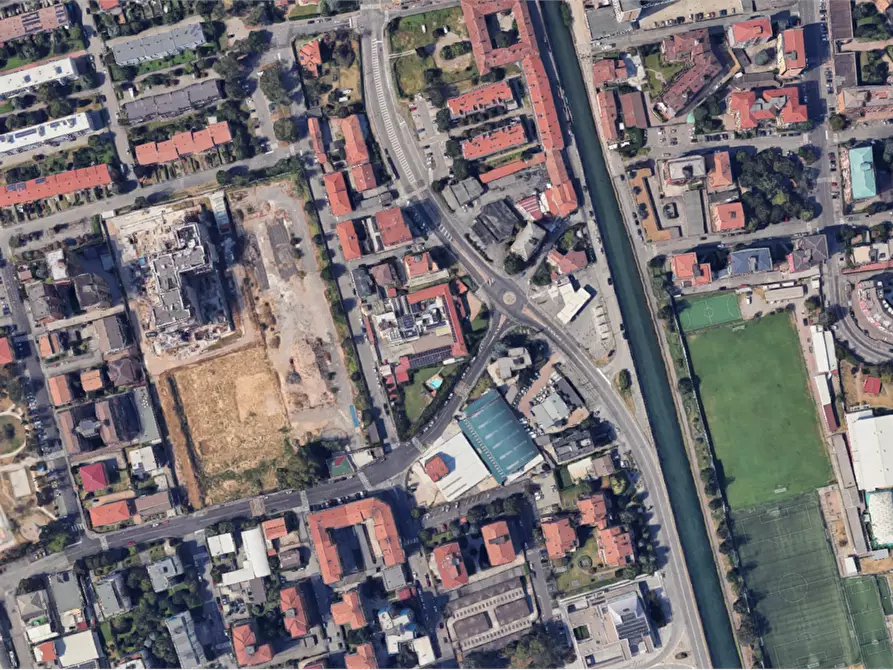 Immagine 19 di Appartamento in vendita  in Via Leopardi a Trezzano Sul Naviglio