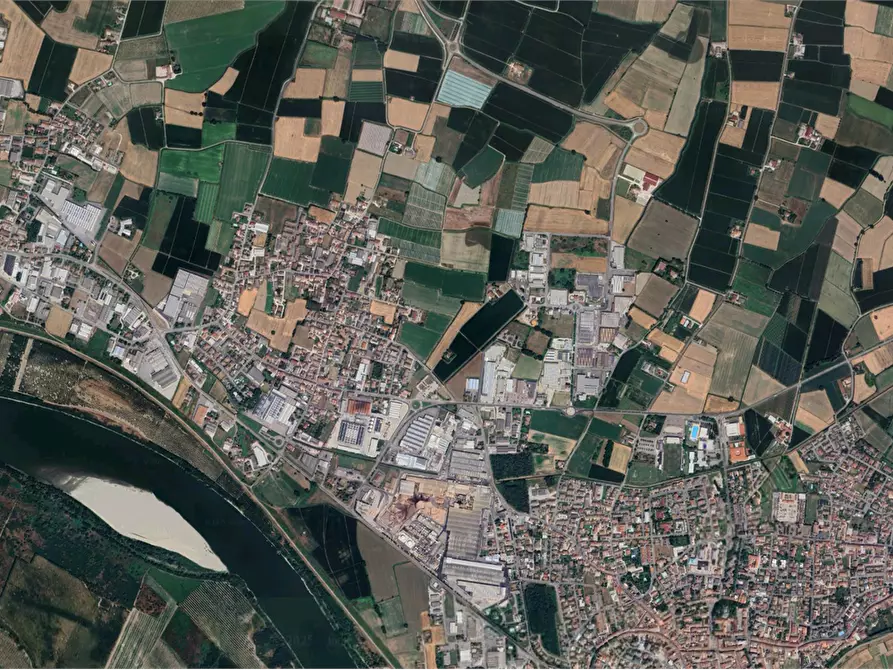 Immagine 25 di Porzione di casa in vendita  in Via Pangona a Viadana