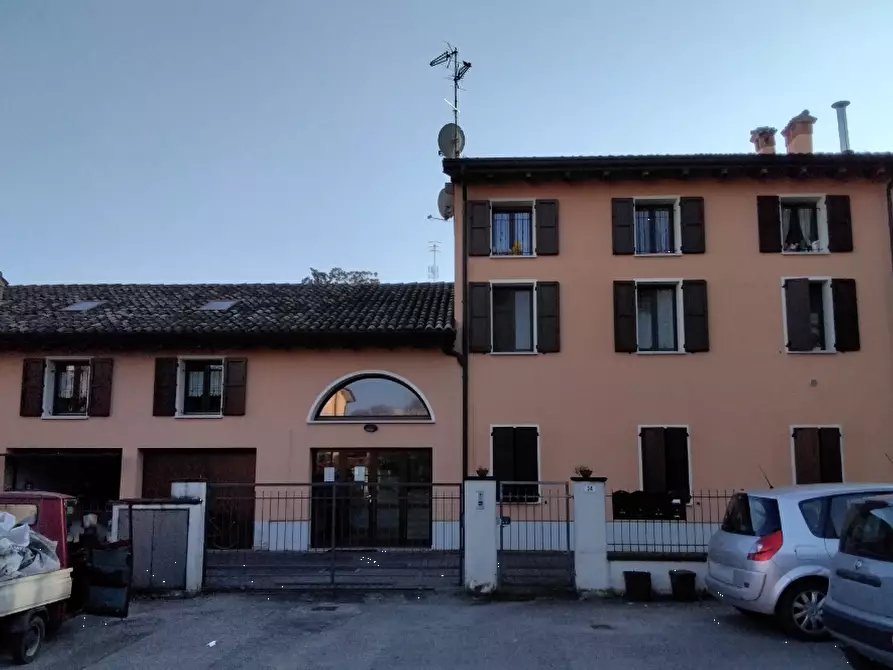 Immagine 1 di Appartamento in vendita  in Via Pivetta a Campagnola Emilia