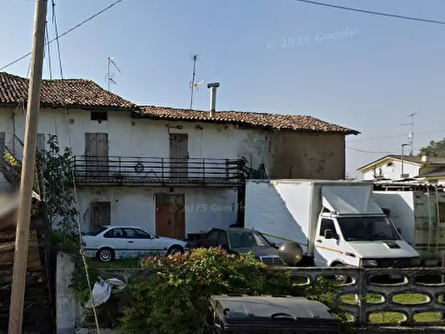 Immagine 6 di Casa indipendente in vendita  in Via Benvenuto Cellini a Castelnovo Di Sotto