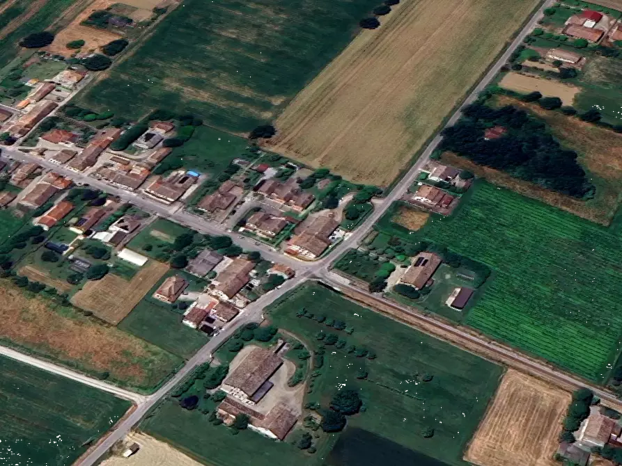 Immagine 12 di Casa indipendente in vendita  in Via Benvenuto Cellini a Castelnovo Di Sotto