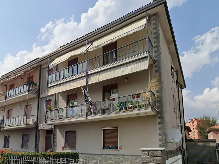 Immagine 6 di Appartamento in vendita  in Via Enrico Fermi a Senago