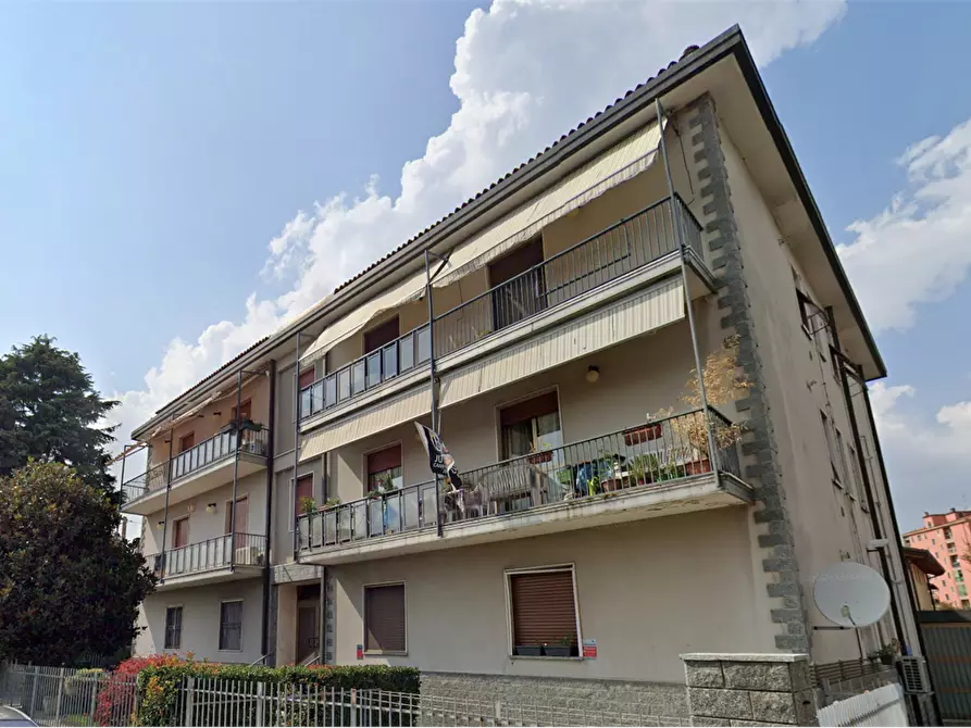 Immagine 8 di Appartamento in vendita  in Via Enrico Fermi a Senago