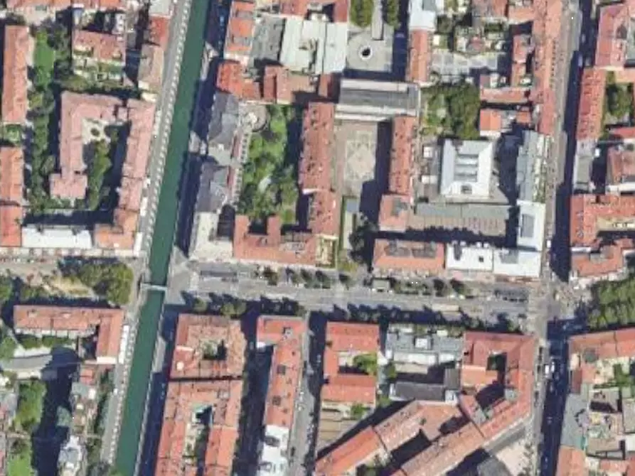 Immagine 15 di Appartamento in vendita  in Via Ascanio Sforza a Milano