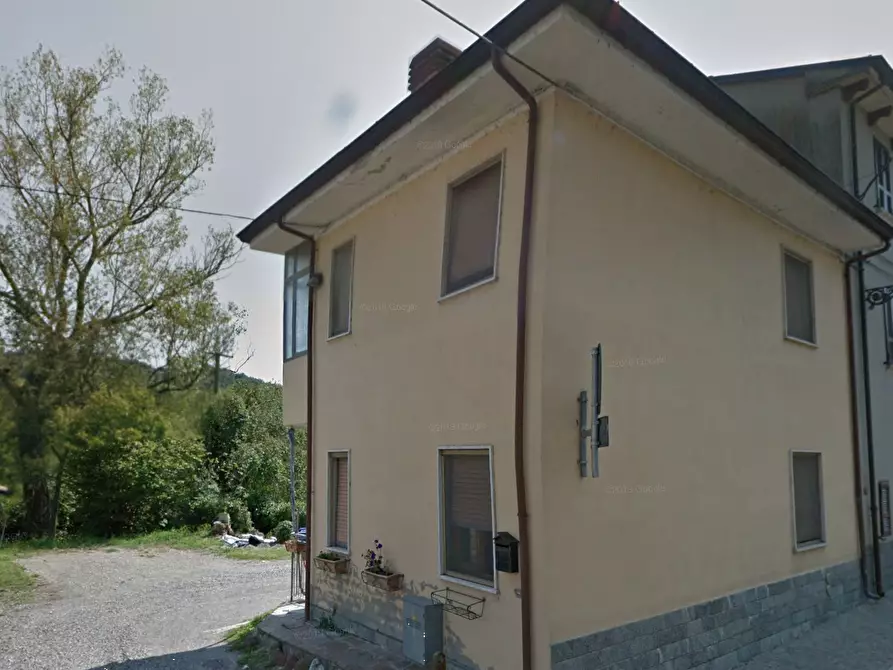 Immagine 1 di Casa indipendente in vendita  in Via Roma a Piozzano