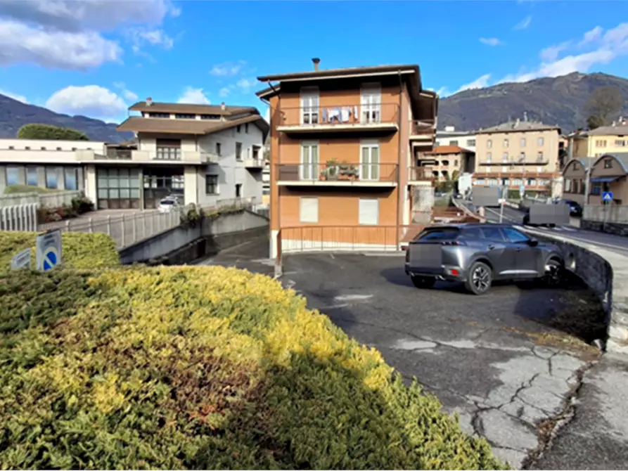 Immagine 3 di Appartamento in vendita  in Via Verdi  a Leffe