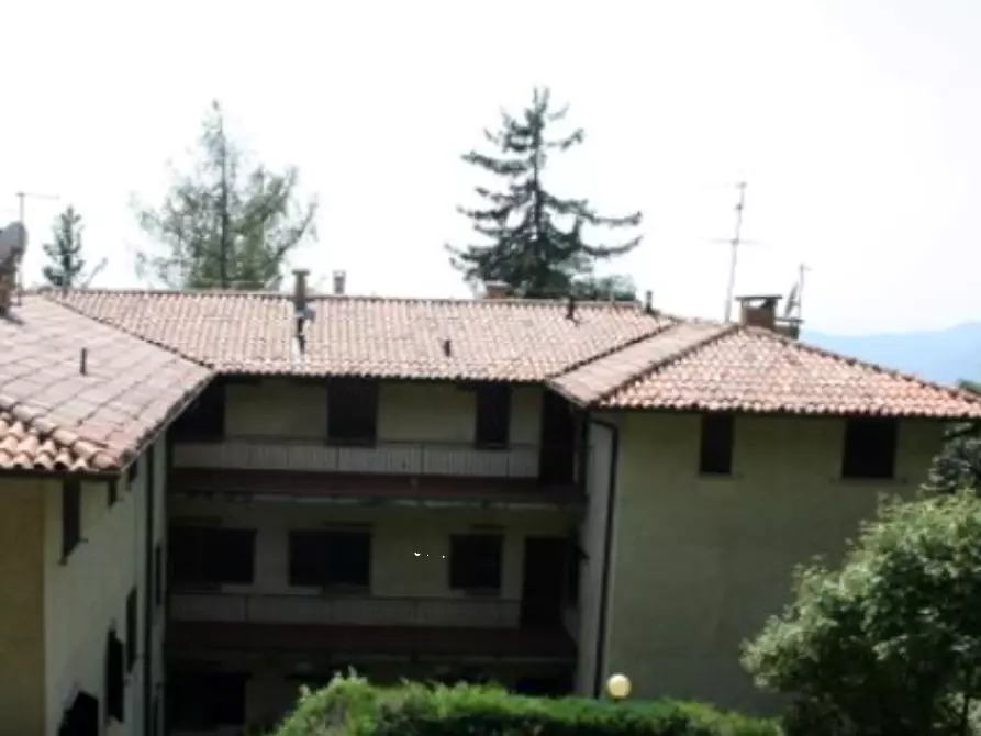 Immagine 5 di Appartamento in vendita  in Via delle Querce a Grone