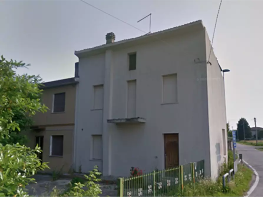 Immagine 2 di Casa indipendente in vendita  in Via Monti a Frassinelle Polesine