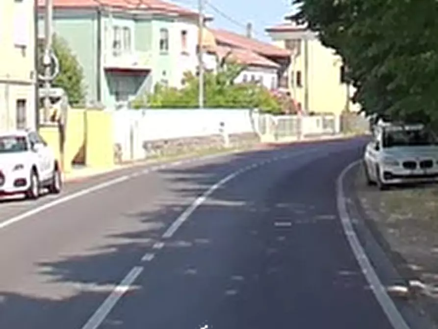 Immagine 5 di Garage in vendita  in Via Riviera Giacomo Matteotti a Badia Polesine