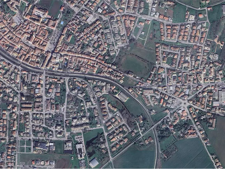 Immagine 9 di Garage in vendita  in Via Riviera Giacomo Matteotti a Badia Polesine