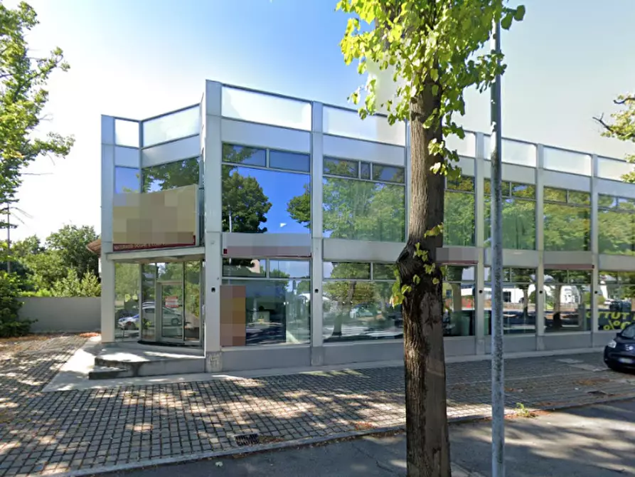 Immagine 2 di Stabile in vendita  in Via Bertini a Forli'