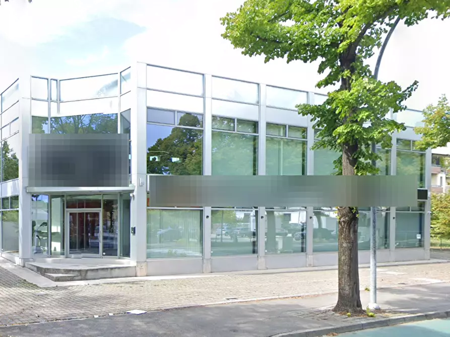 Immagine 4 di Stabile in vendita  in Via Bertini a Forli'