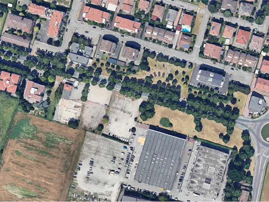 Immagine 19 di Stabile in vendita  in Via Bertini a Forli'