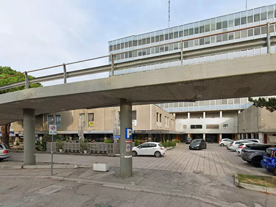 Immagine 11 di Ufficio in vendita  in via Sergio Cavina a Ravenna