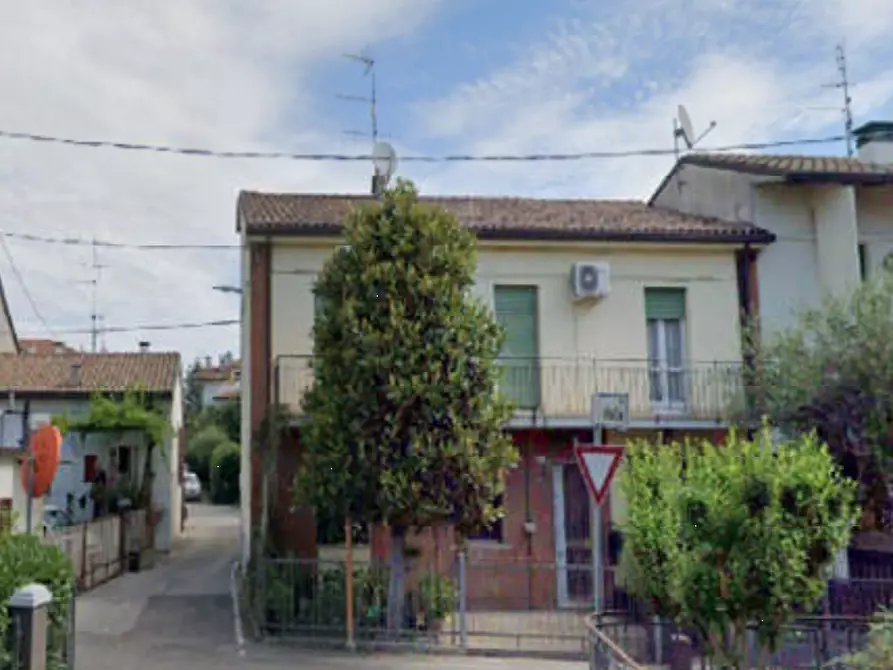 Immagine 2 di Appartamento in vendita  in Via Asiago  a Cesena