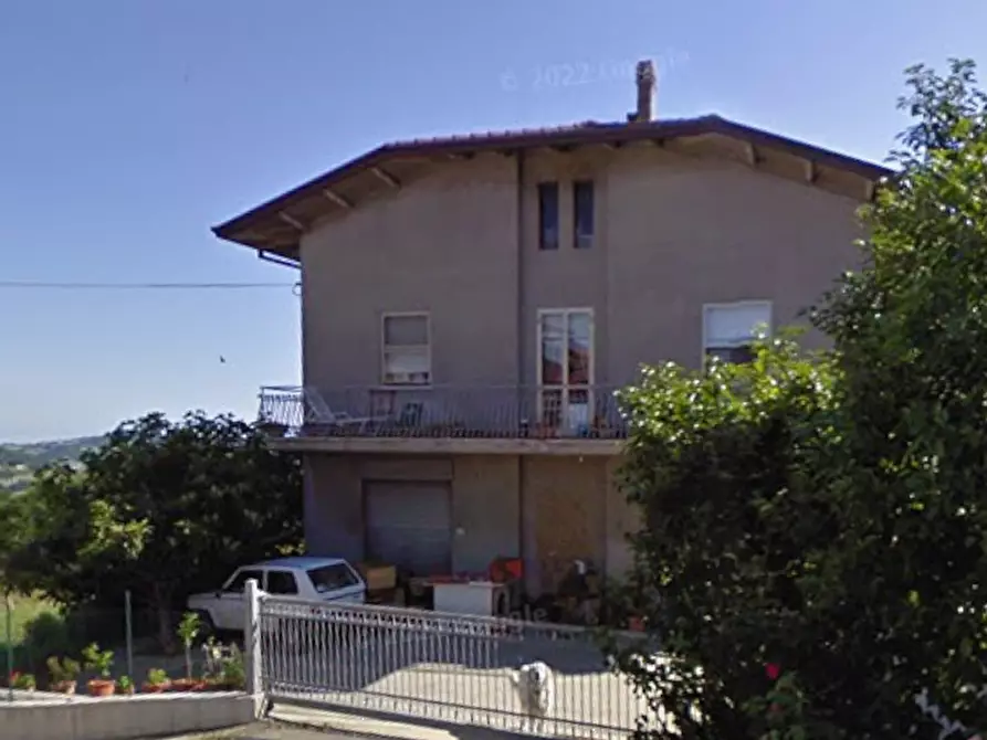 Immagine 21 di Appartamento in vendita  in  Via Giuseppe Garibaldi a Tavoleto