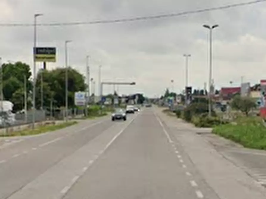 Immagine 6 di Magazzino in vendita  in Via Eridania a Occhiobello