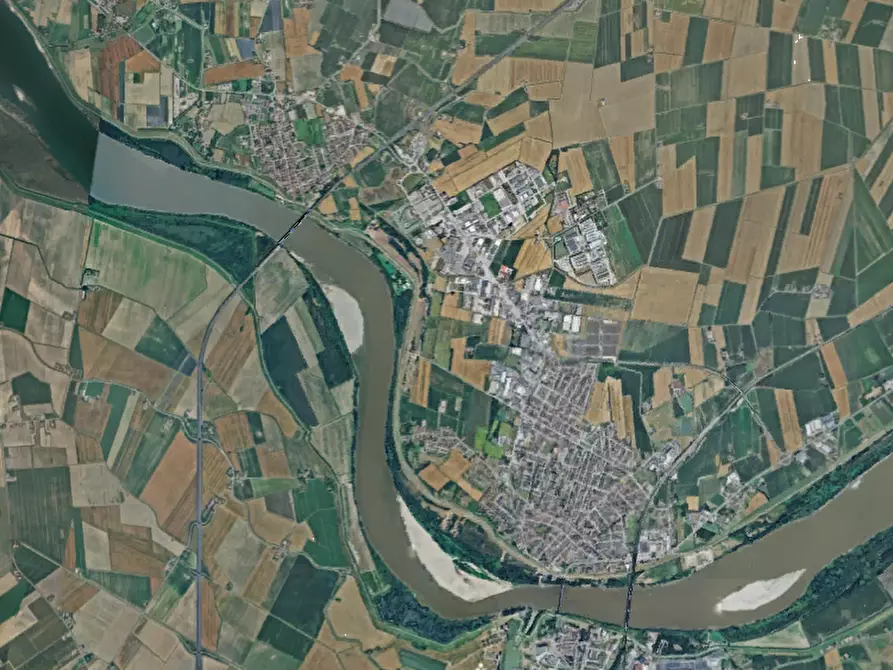 Immagine 8 di Magazzino in vendita  in Via Eridania a Occhiobello