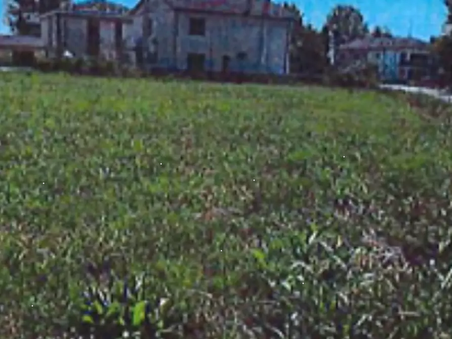 Immagine 1 di Terreno edificabile in vendita  in Via Correggio a Bondeno
