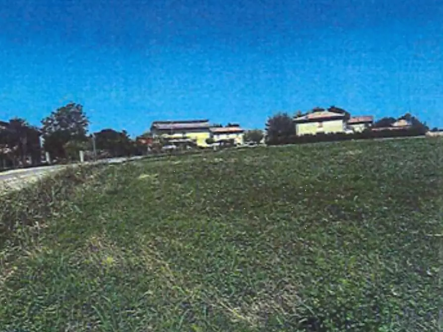 Immagine 11 di Terreno edificabile in vendita  in Via Correggio a Bondeno