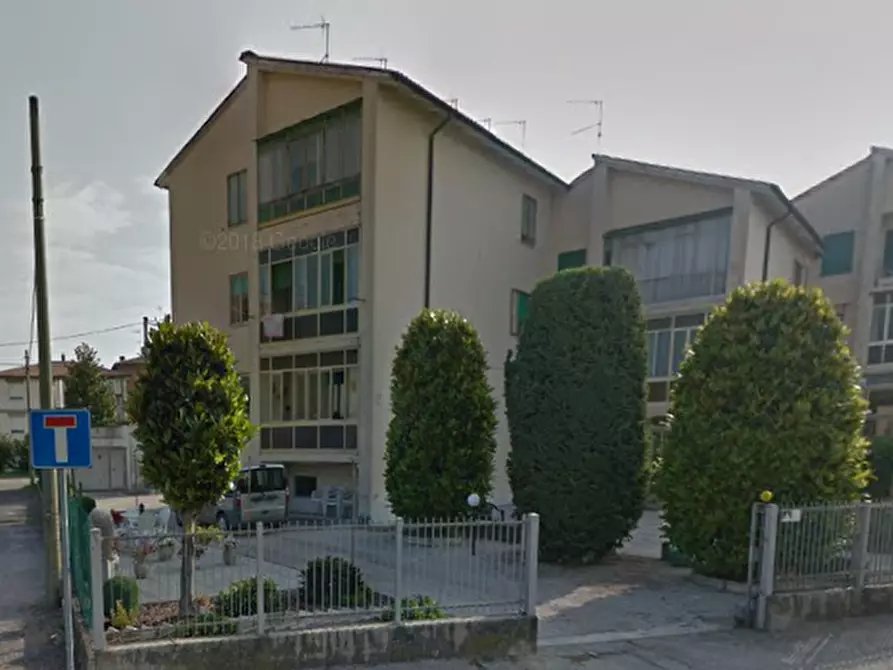 Immagine 8 di Appartamento in vendita  in Via Alcide De Gasperi a Lendinara
