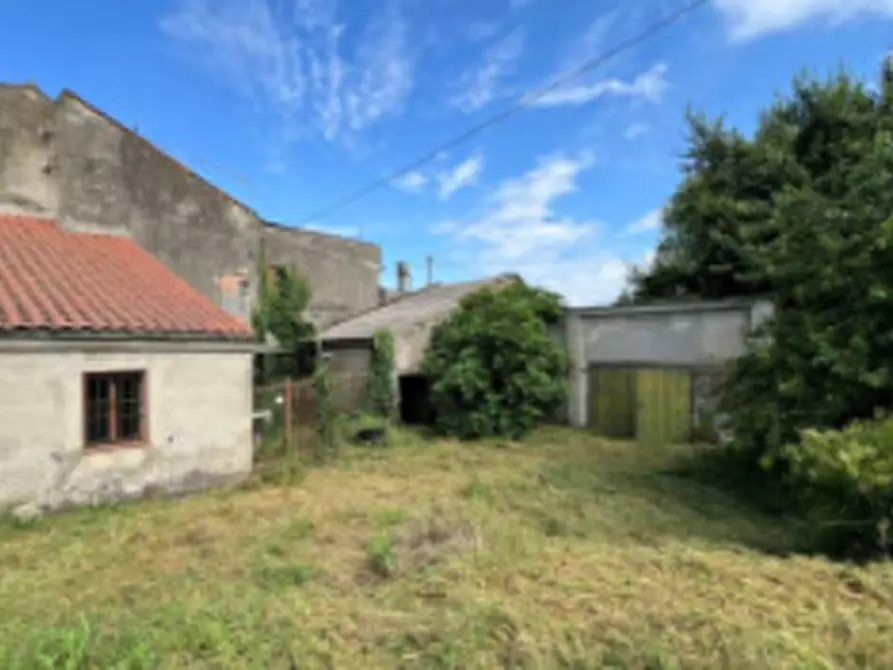 Immagine 5 di Casa indipendente in vendita  in Via Arginone Inferiore a Gavello