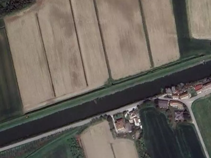 Immagine 27 di Casa indipendente in vendita  in Via Arginone Inferiore a Gavello